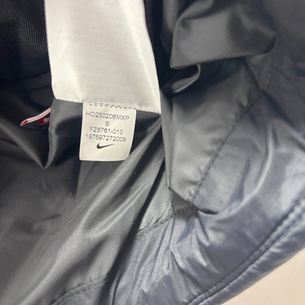 Nike ACG Womens ThermaFit Puffer Jacket NWT Lunar Lake Sz S FZ6761-010 $325 MSRP - Picture 7 of 10